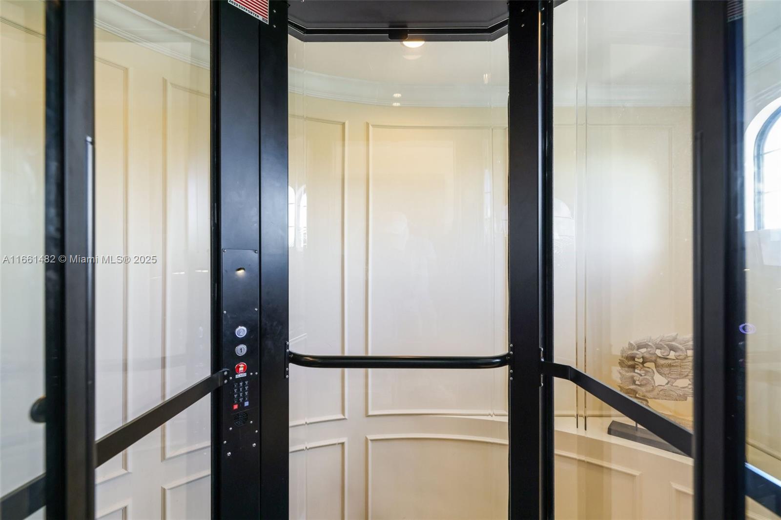 BRUSCHI PROPERTY - Residential