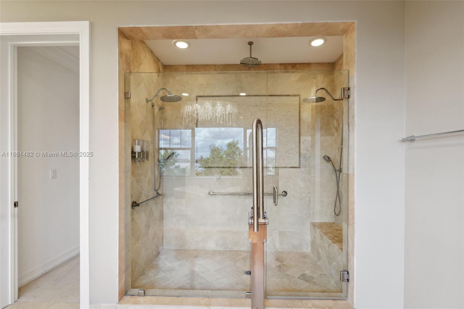 BRUSCHI PROPERTY - Residential