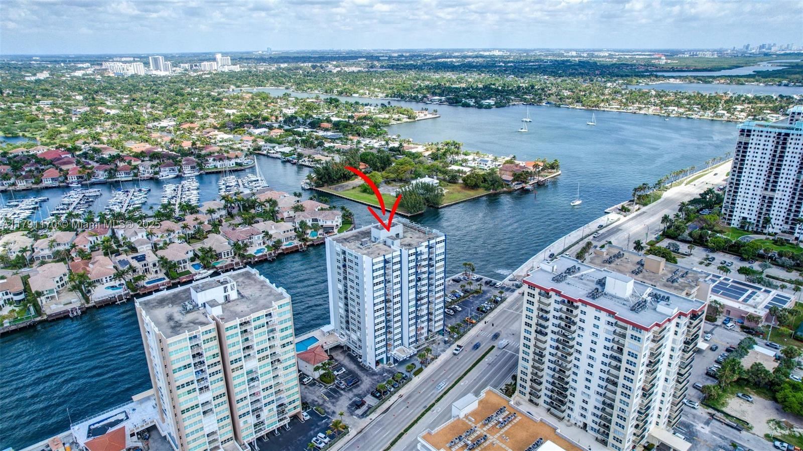 TRAFALGAR TOWERS CONDOMIN - Residential