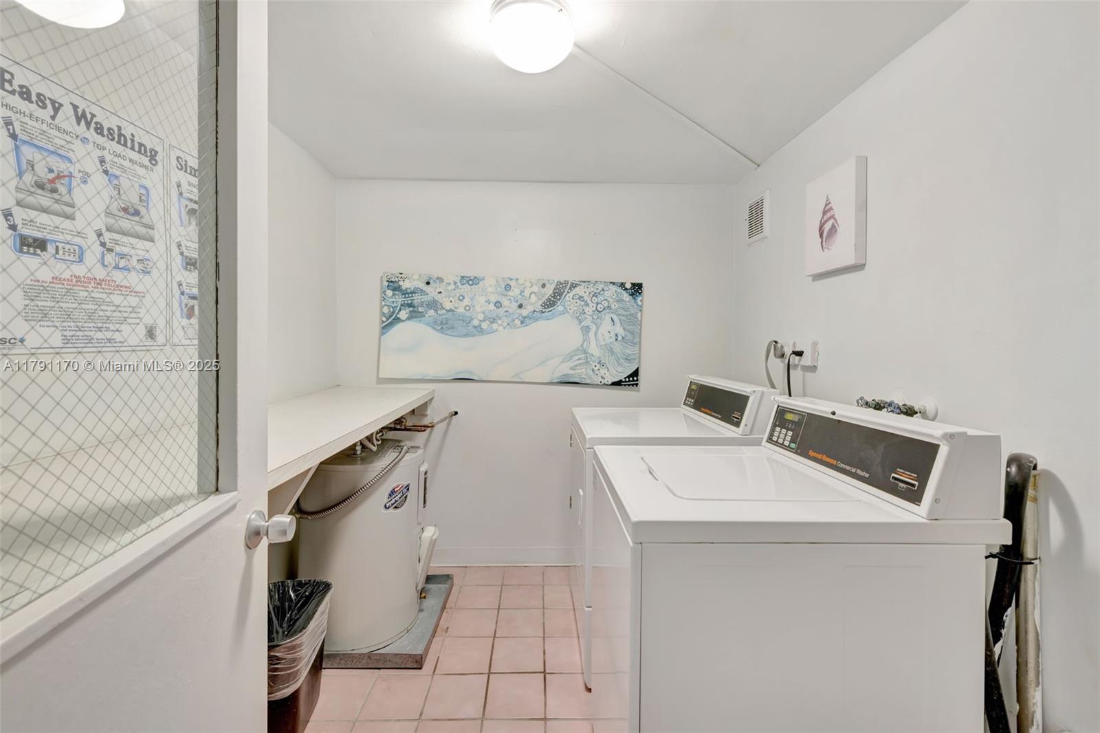 TRAFALGAR TOWERS CONDOMIN - Residential