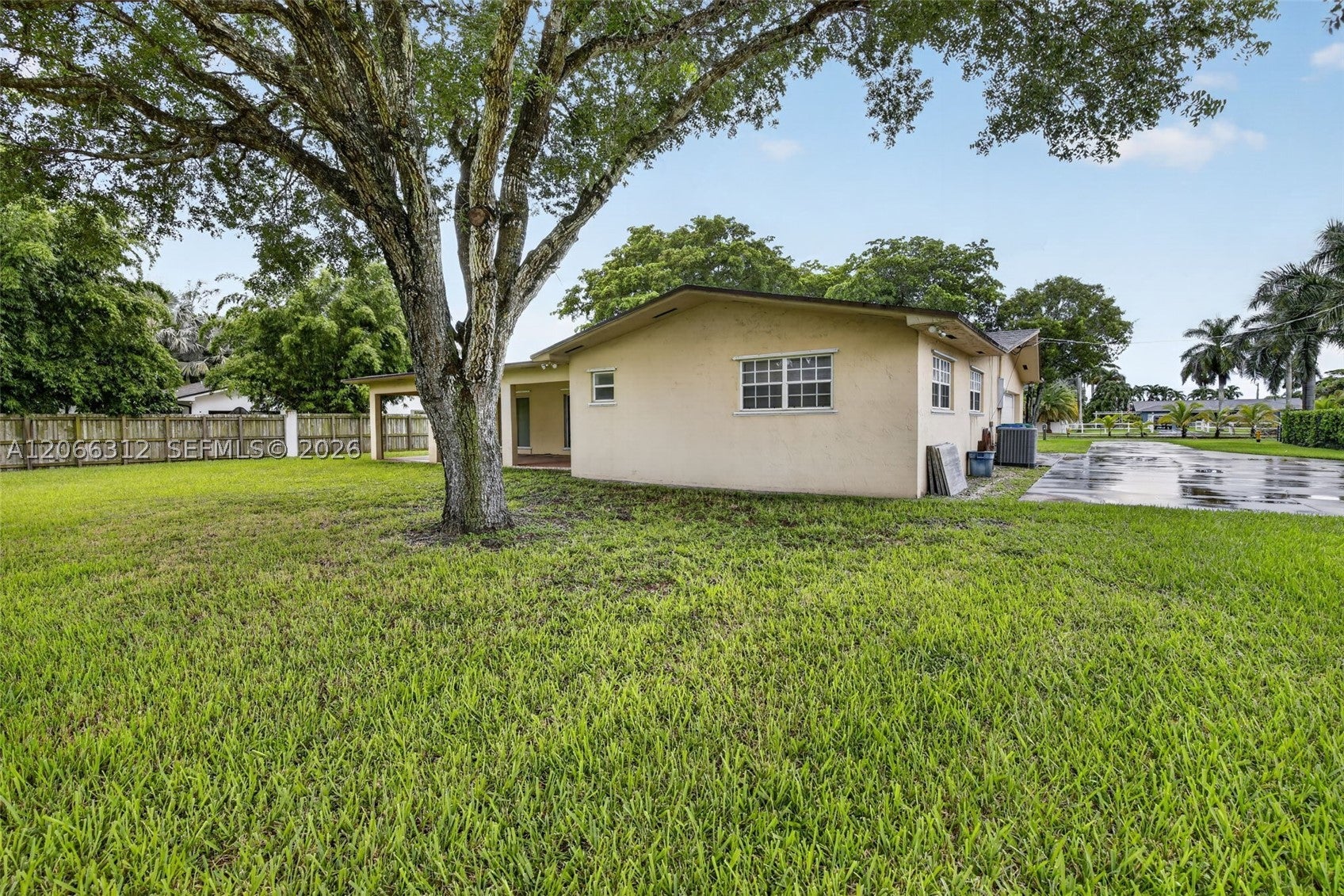 4401 SW 143rd Ave