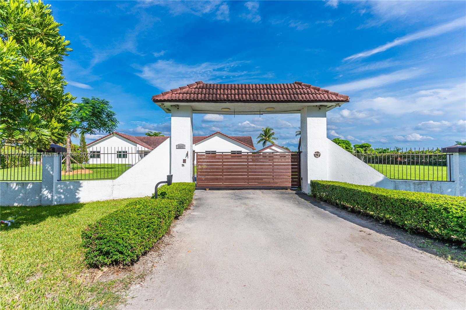 Acreage - Residential