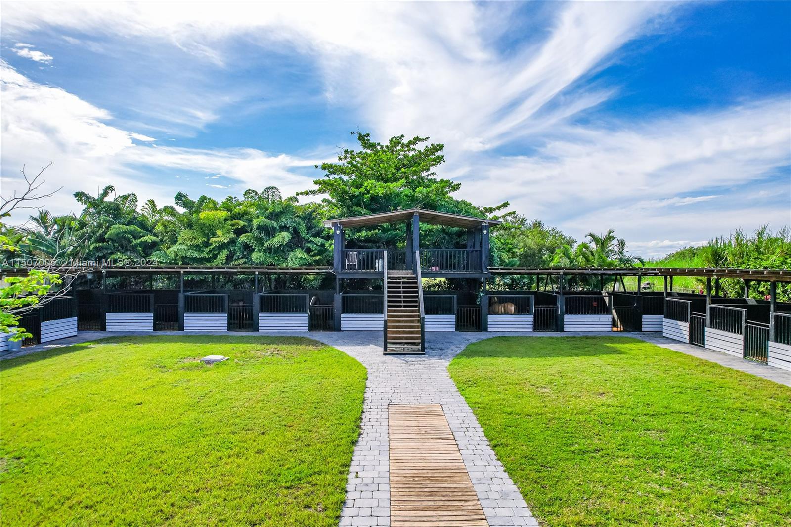 Acreage - Residential