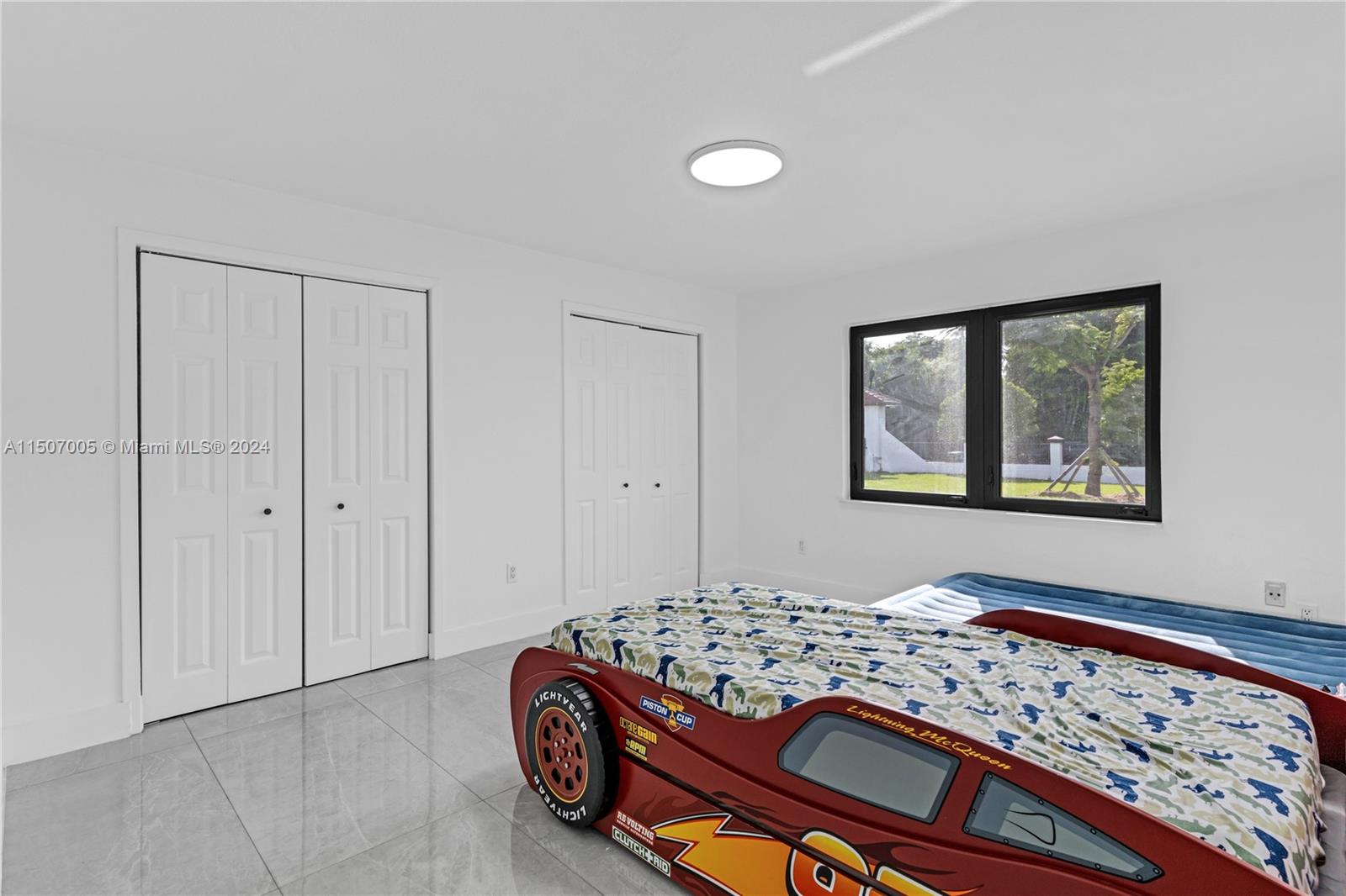 Acreage - Residential