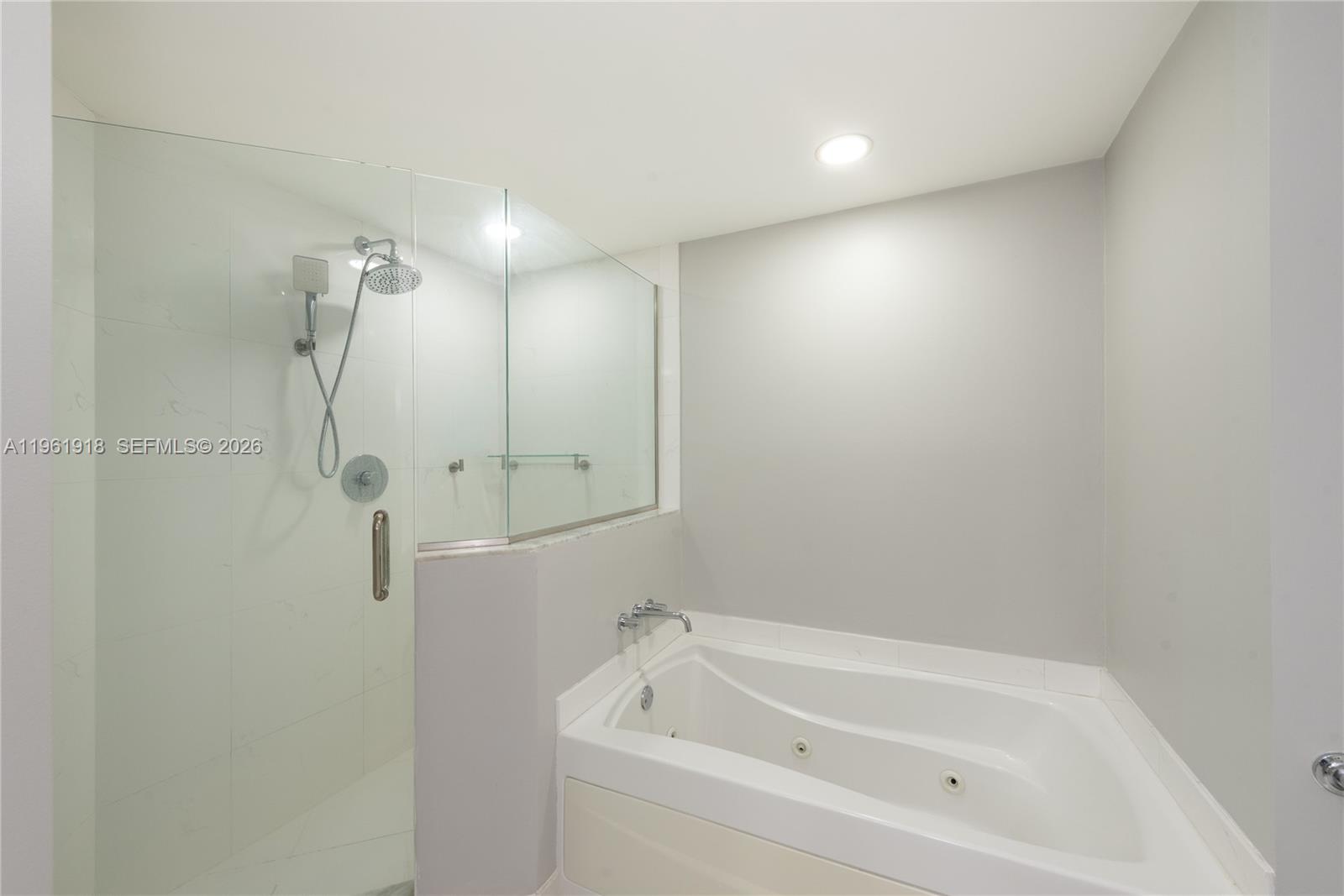 500 BRICKELL - Residential