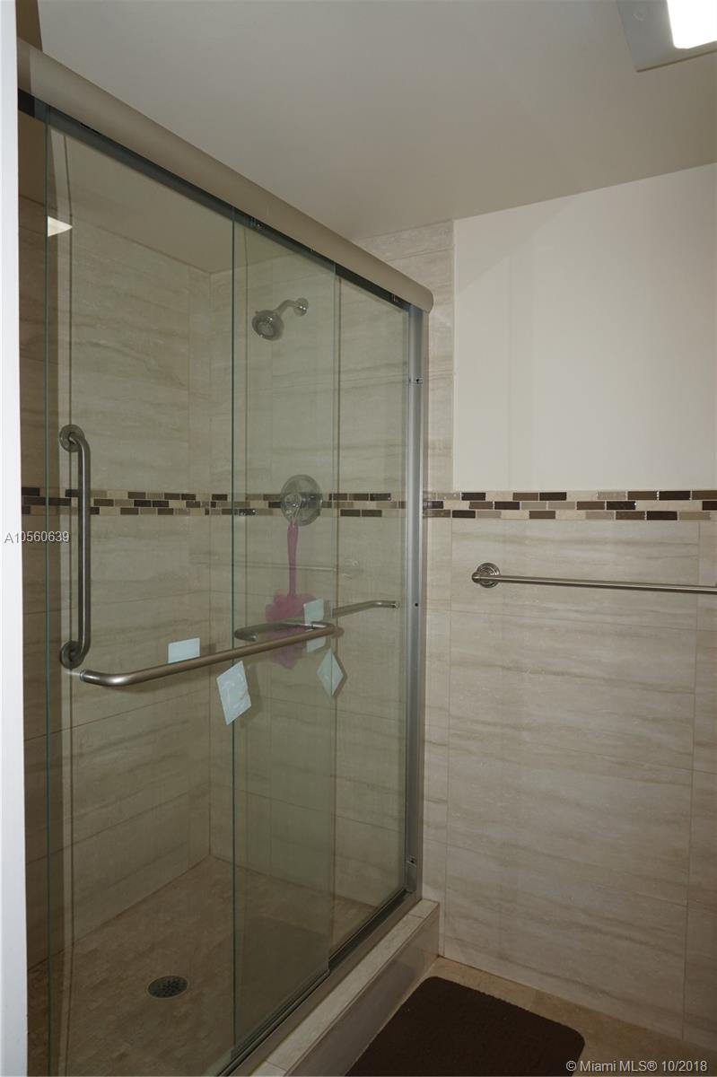 SUFFOLK AT CENTURY VILLAG - Residential Lease