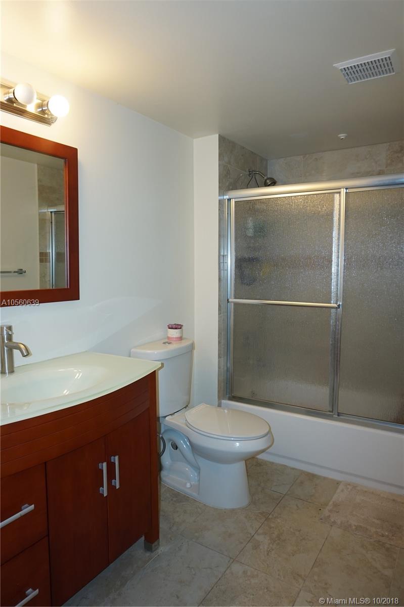 SUFFOLK AT CENTURY VILLAG - Residential Lease