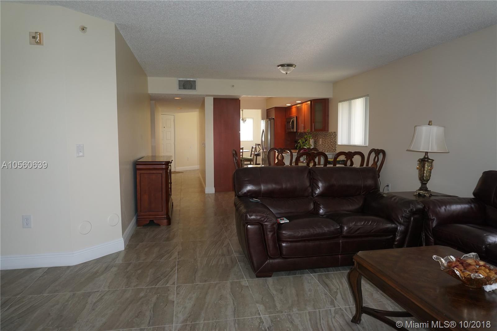 SUFFOLK AT CENTURY VILLAG - Residential Lease