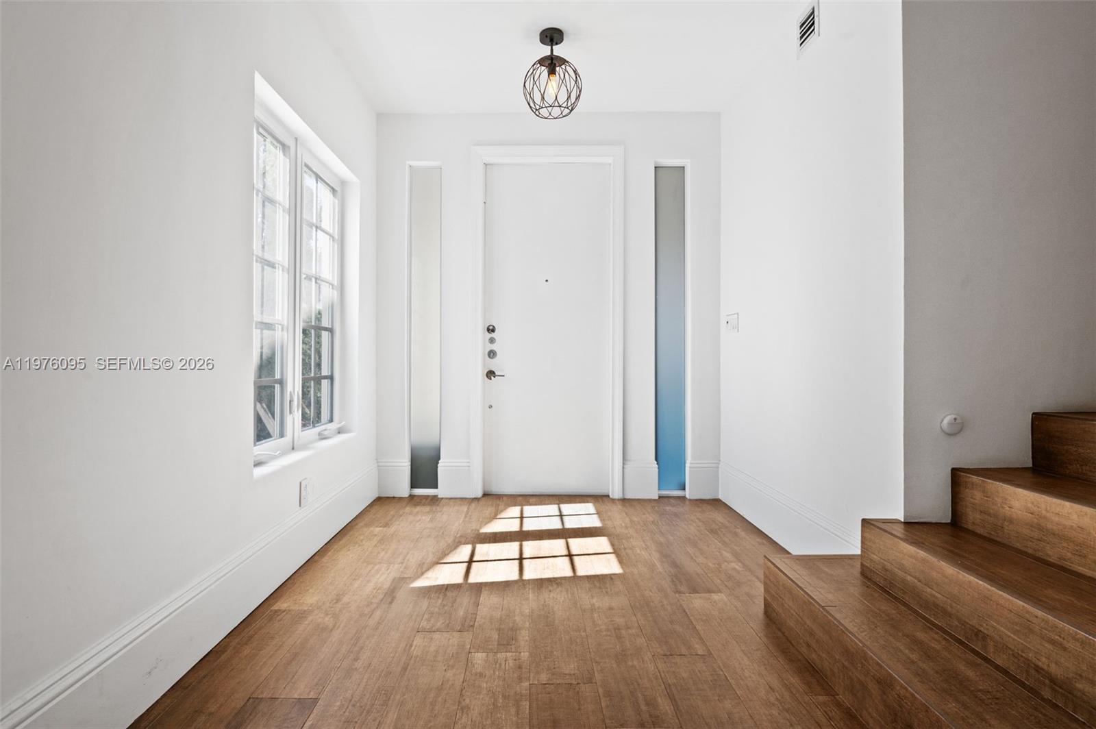 AVENTURA LAKES PHASE 1 - Residential Lease