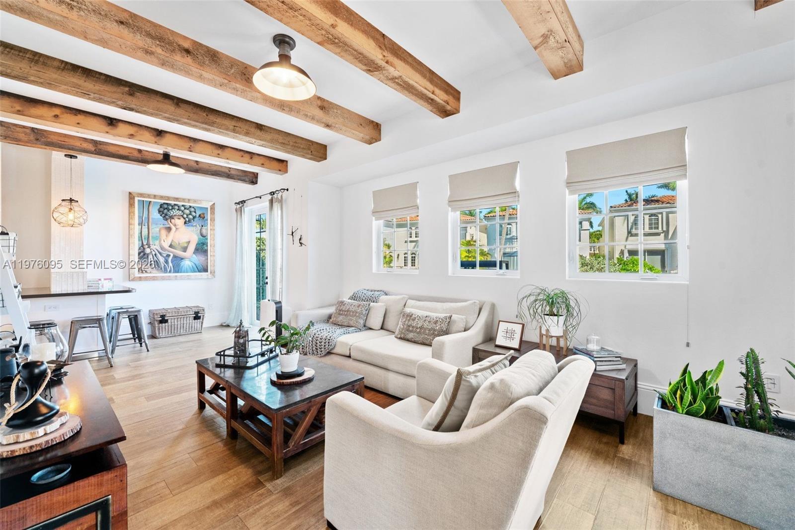 AVENTURA LAKES PHASE 1 - Residential Lease