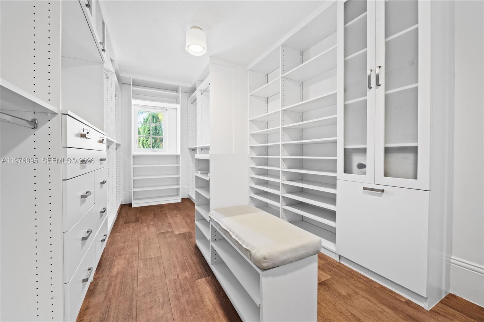 AVENTURA LAKES PHASE 1 - Residential Lease