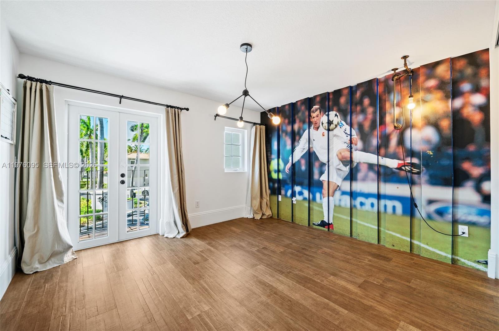 AVENTURA LAKES PHASE 1 - Residential Lease