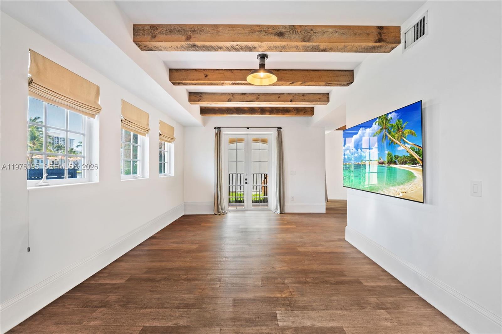 AVENTURA LAKES PHASE 1 - Residential Lease