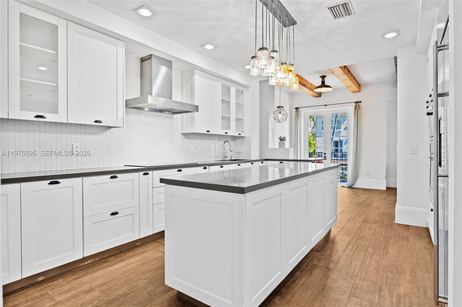 AVENTURA LAKES PHASE 1 - Residential Lease