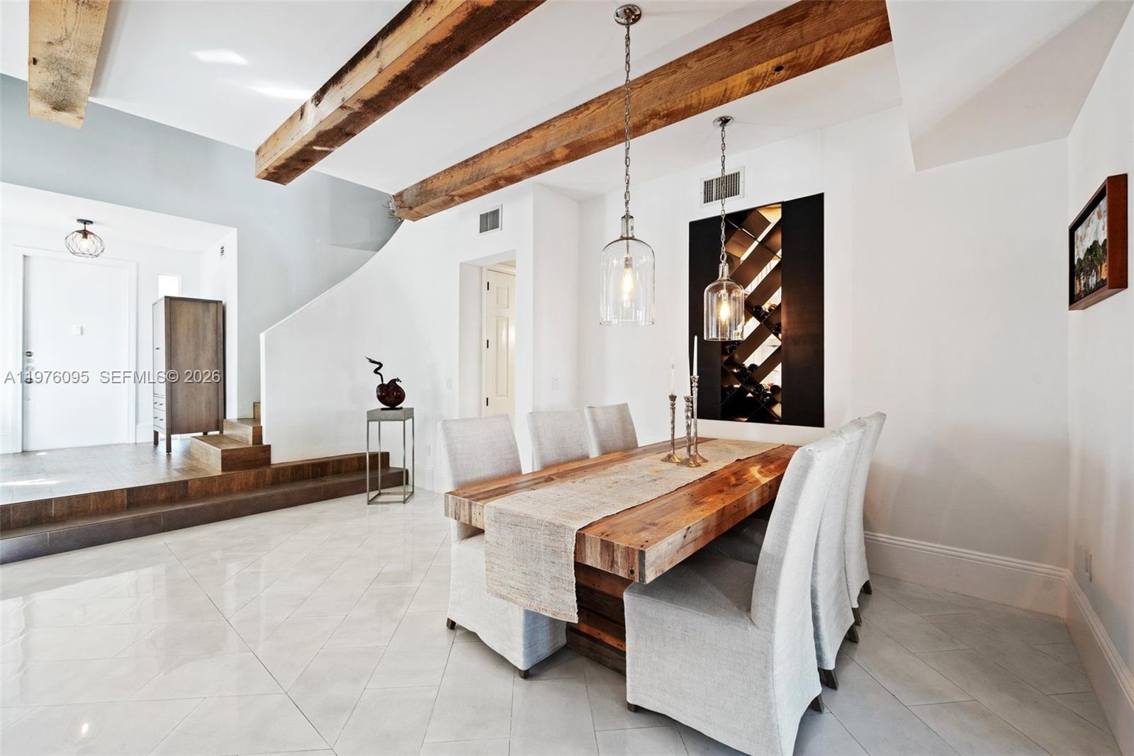 AVENTURA LAKES PHASE 1 - Residential Lease