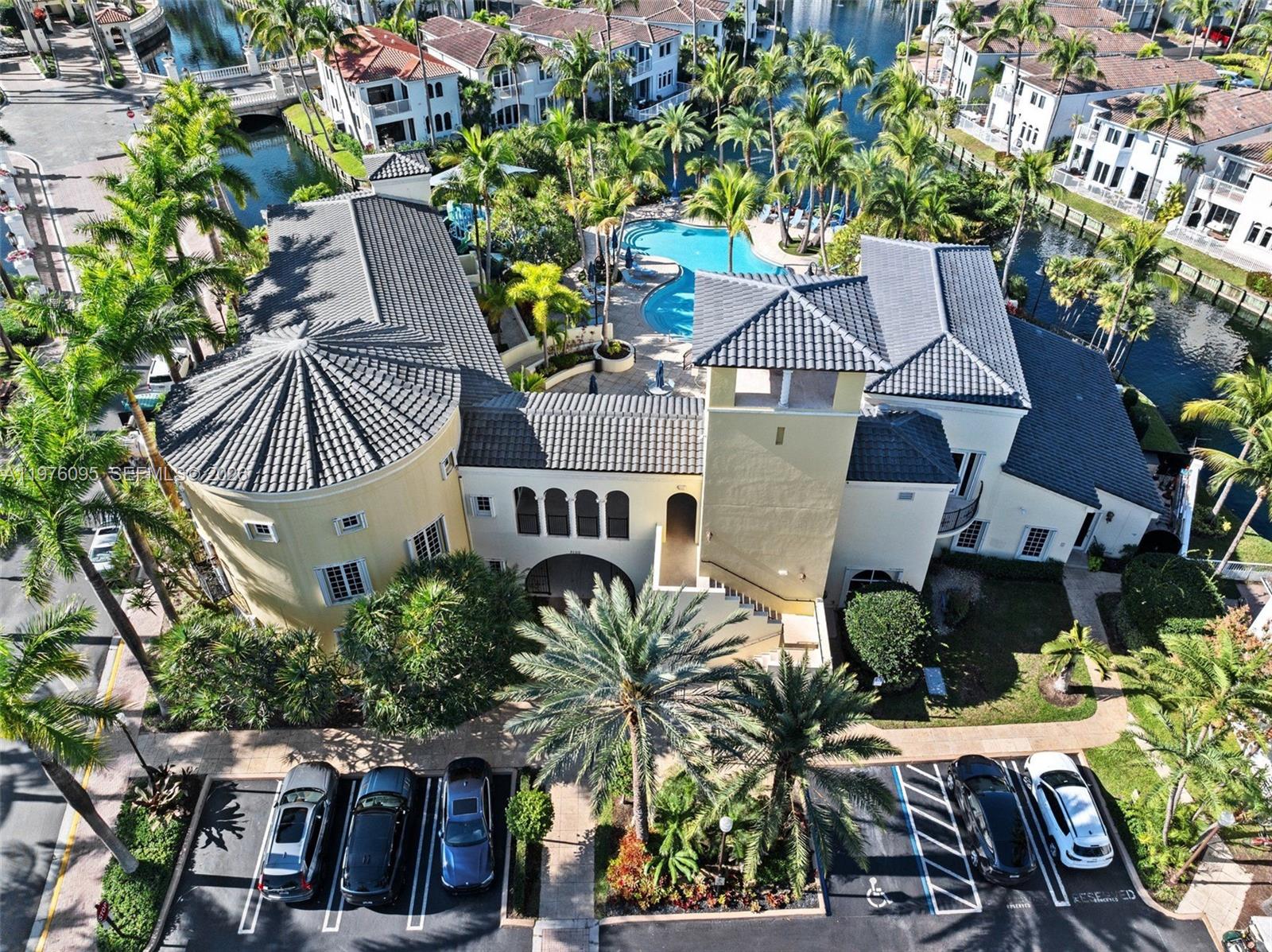 AVENTURA LAKES PHASE 1 - Residential Lease