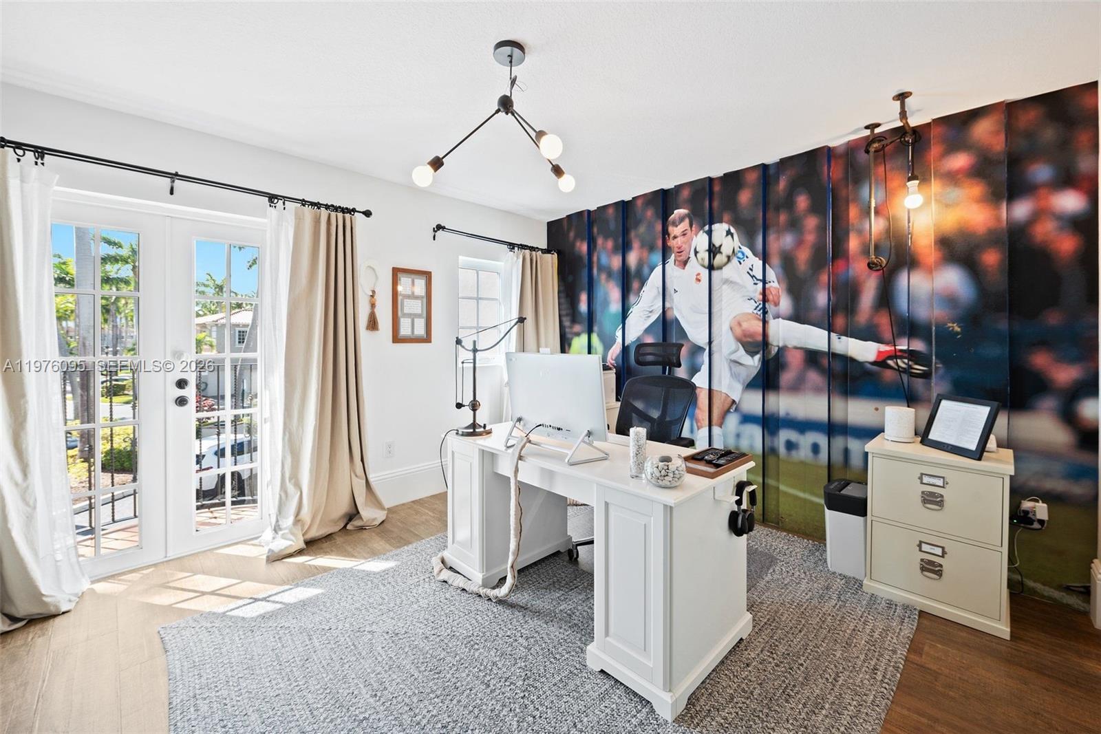 AVENTURA LAKES PHASE 1 - Residential Lease