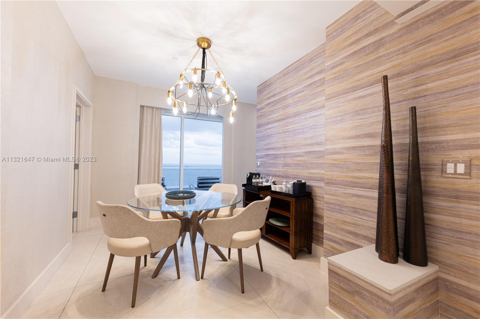 551 FLB CONDOMINIUM RESID - Residential