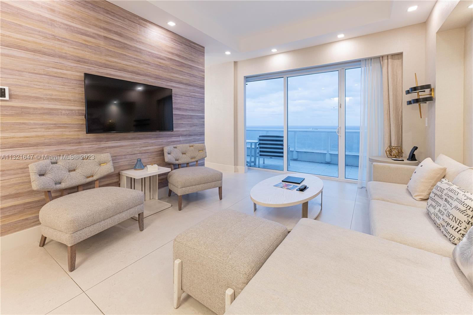 551 FLB CONDOMINIUM RESID - Residential