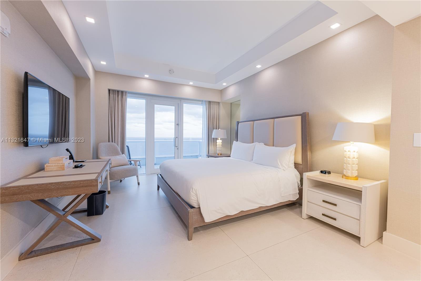 551 FLB CONDOMINIUM RESID - Residential