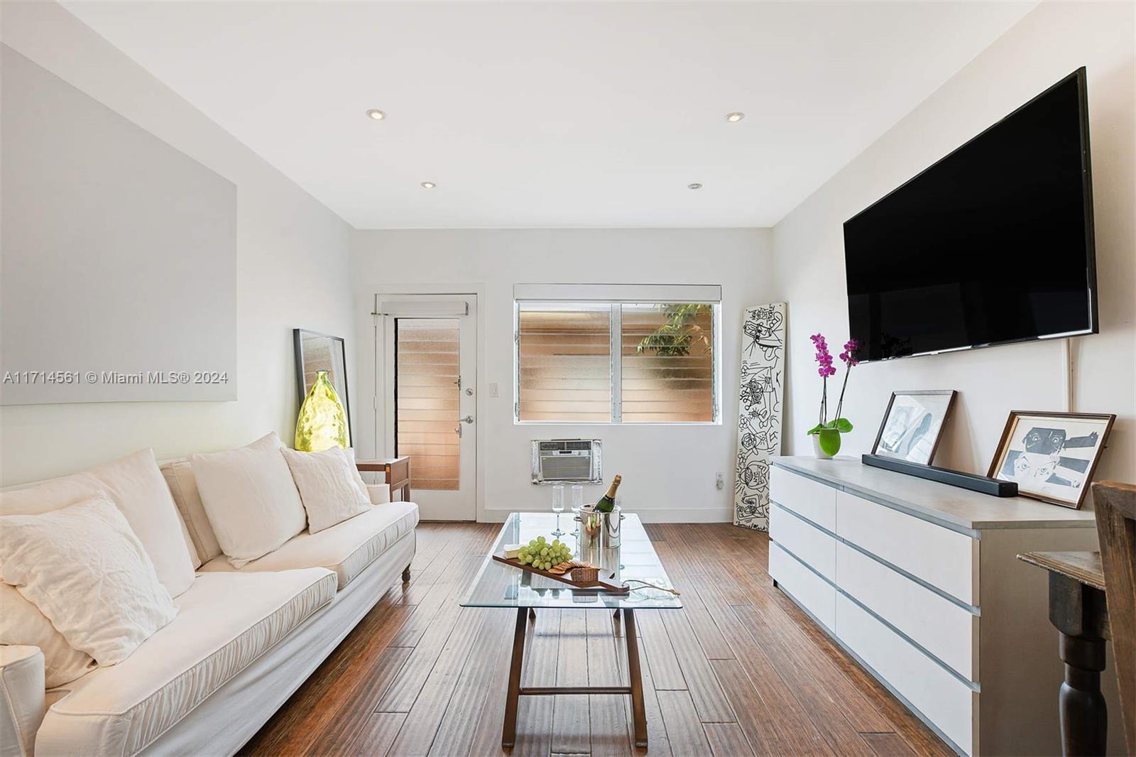 PENN ELEVEN CO-OP - Residential