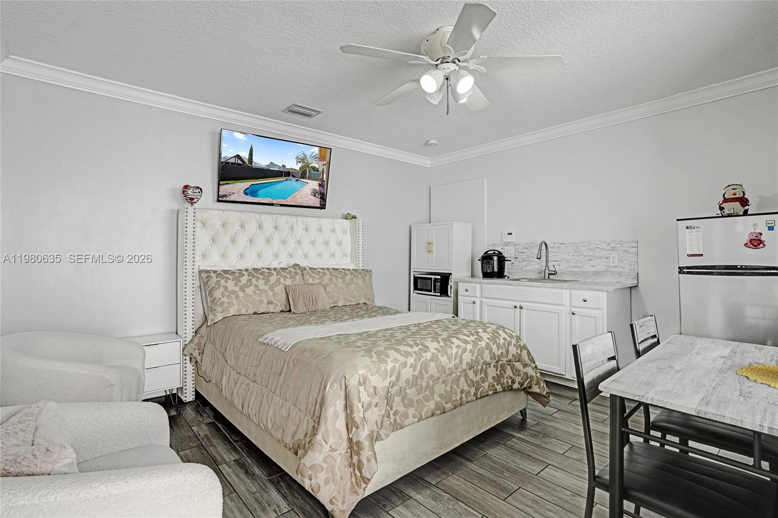 CHANTE-CLARE - Residential