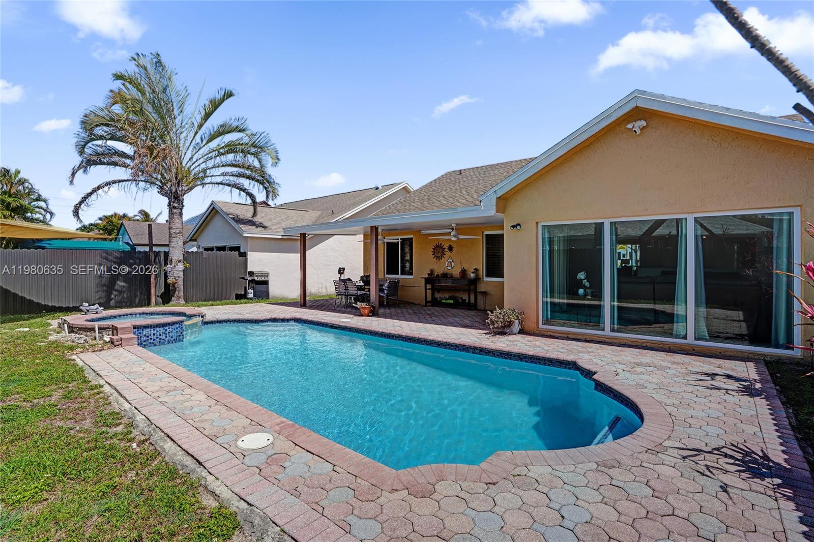 CHANTE-CLARE - Residential