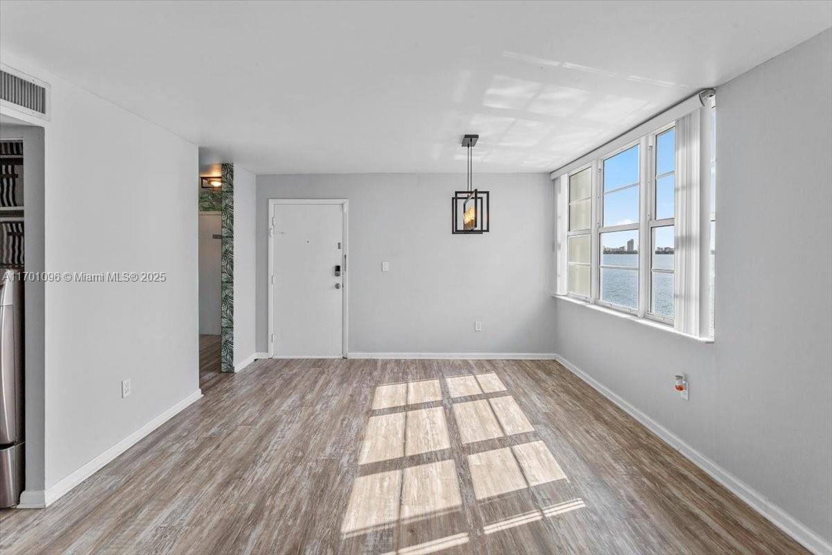 VILLA BAY VISTA CONDO - Residential