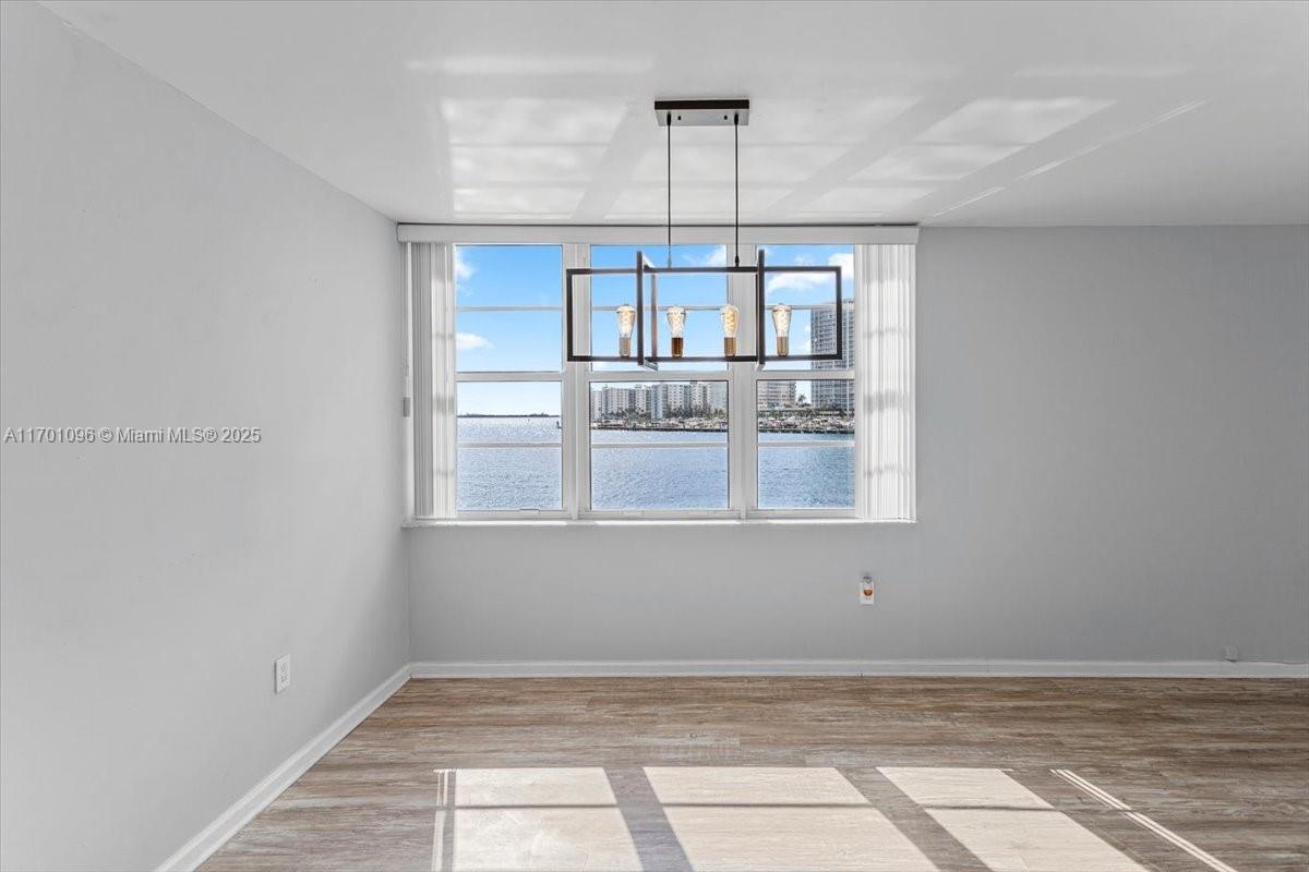 VILLA BAY VISTA CONDO - Residential