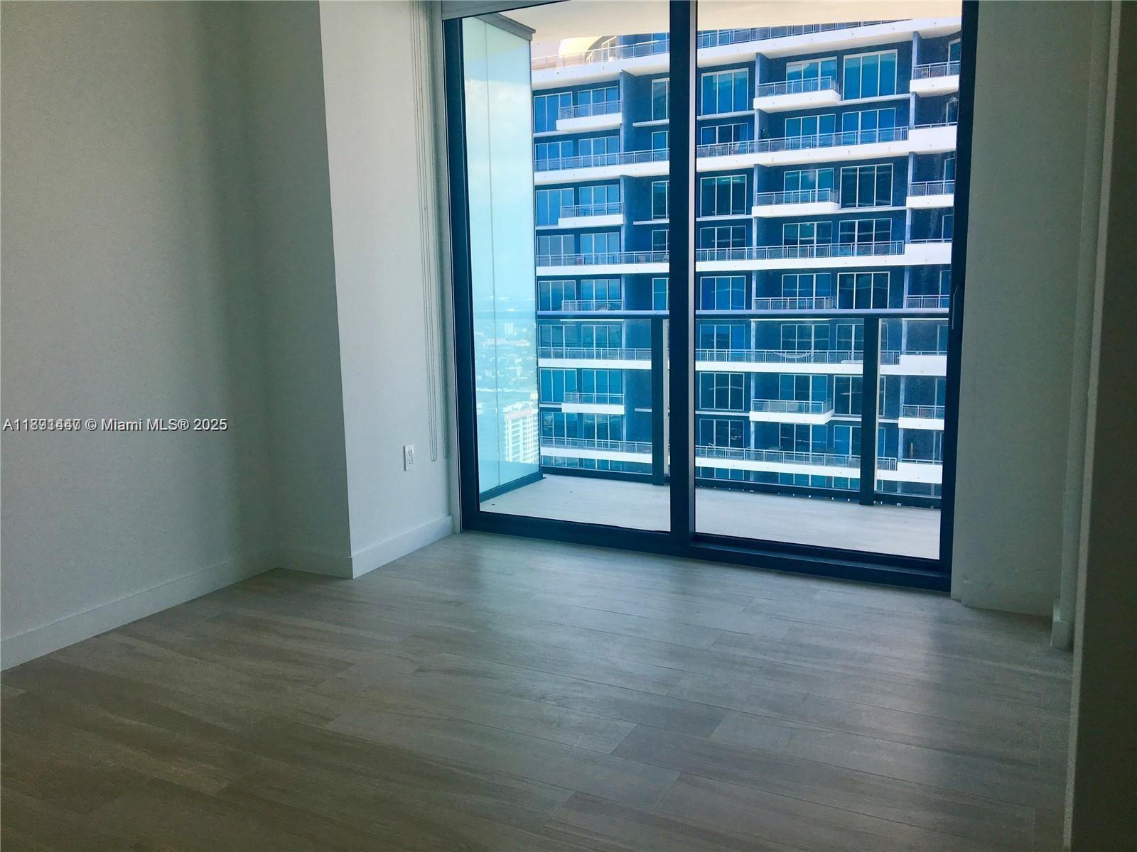 DUA Residences - Residential