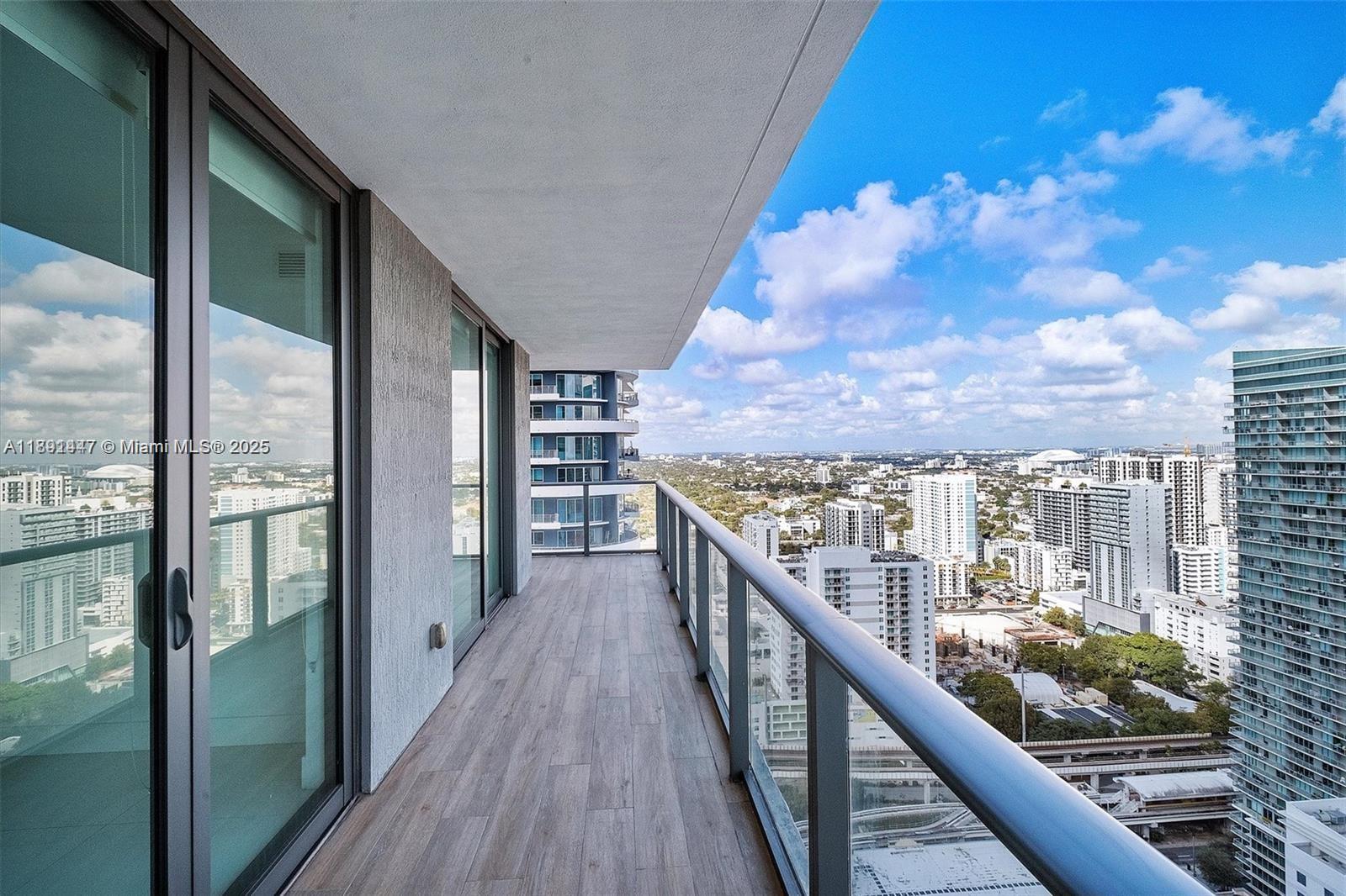 DUA Residences - Residential