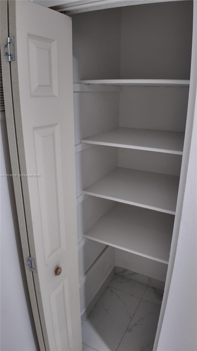 A A DOOLEY SUB - Residential Lease