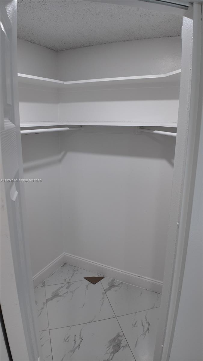 A A DOOLEY SUB - Residential Lease