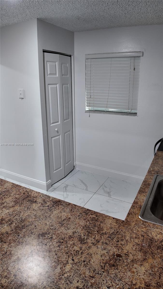 A A DOOLEY SUB - Residential Lease