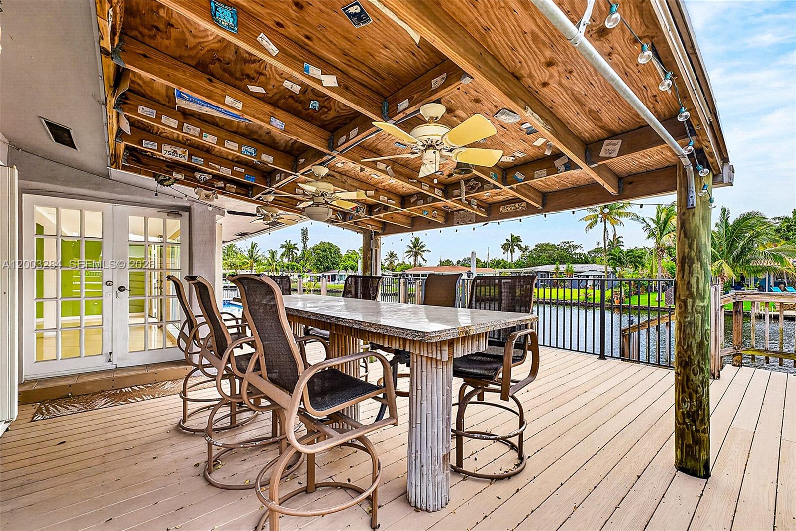 JENADA ISLE - Residential