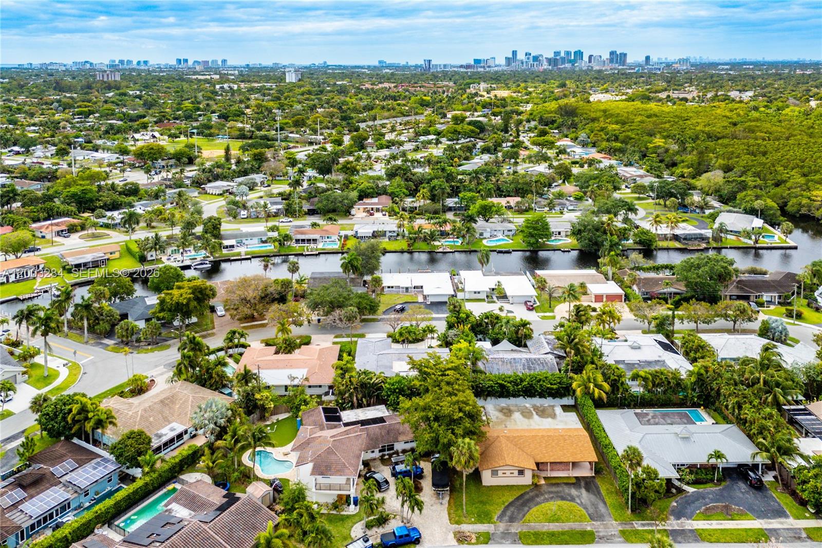 JENADA ISLE - Residential
