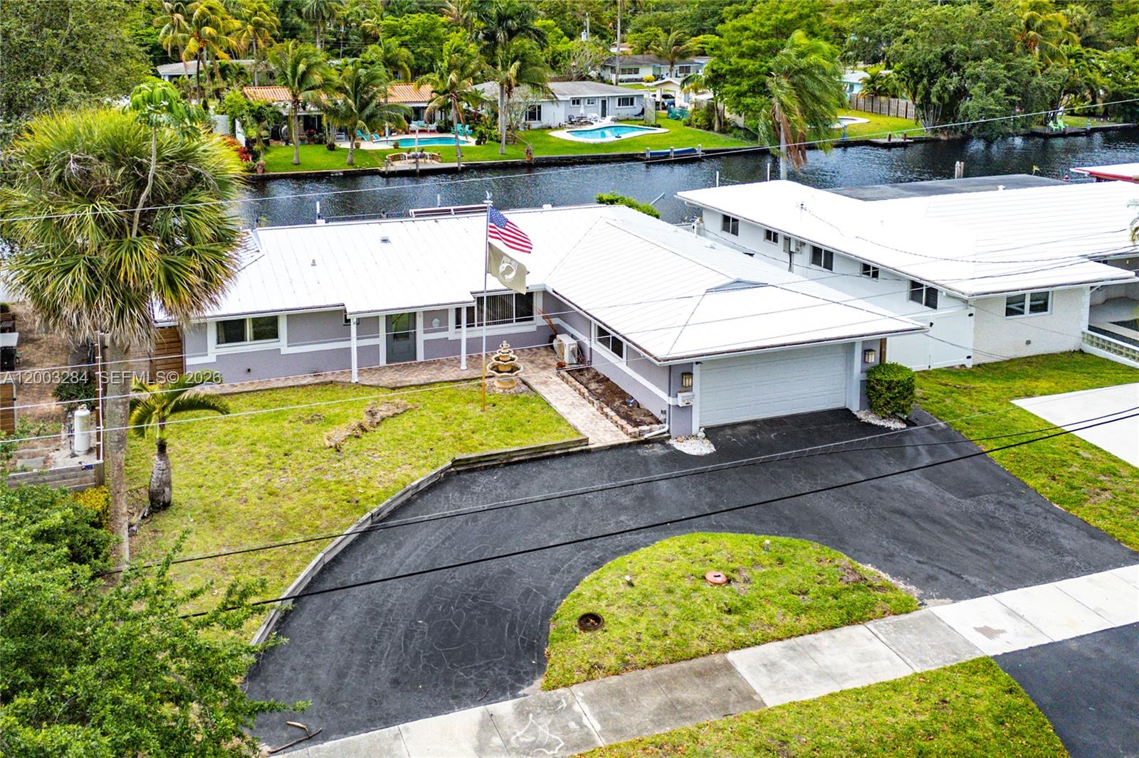 JENADA ISLE - Residential