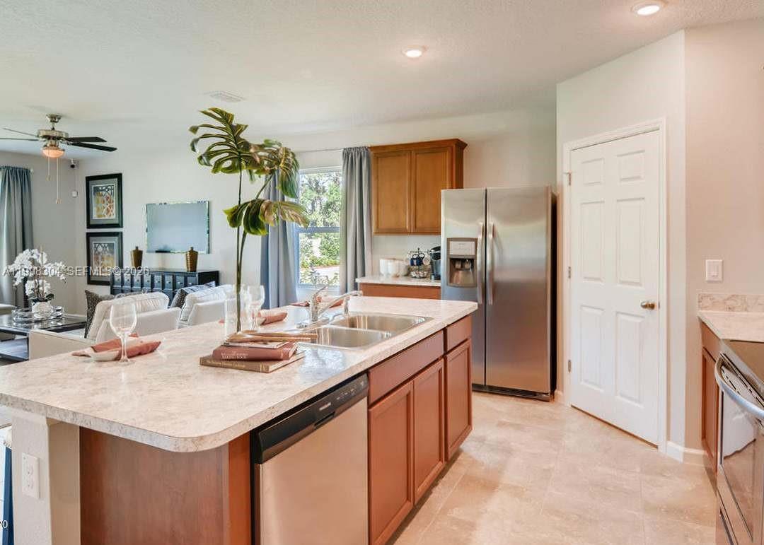 PORT MALABAR UNIT 1 - Residential