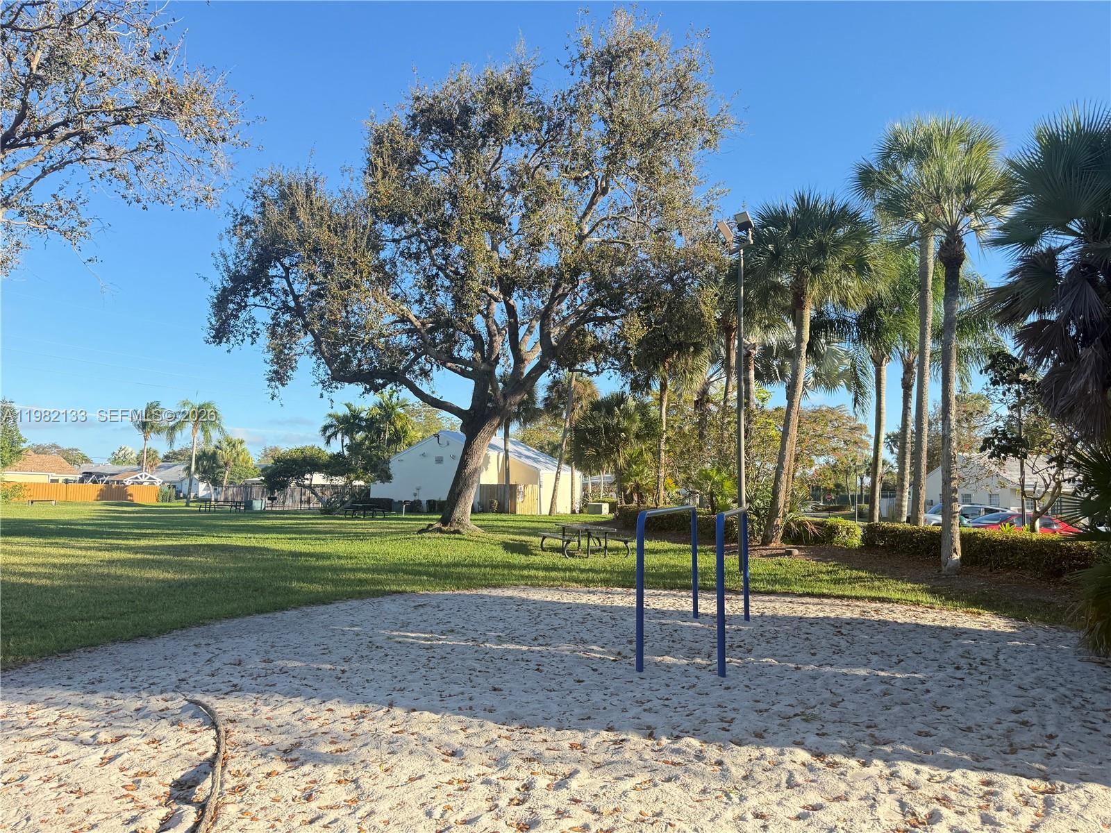 VILLAS OF DEERWOOD REPLAT - Residential