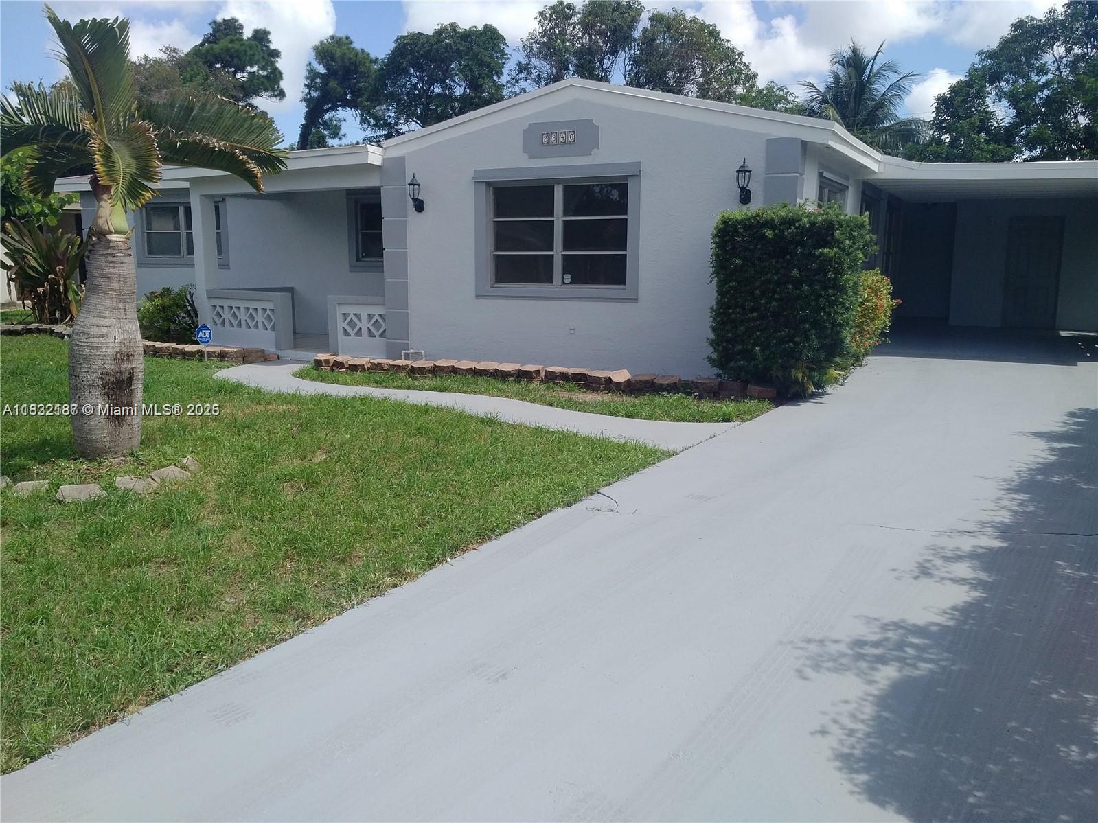 2840 SW 8th St