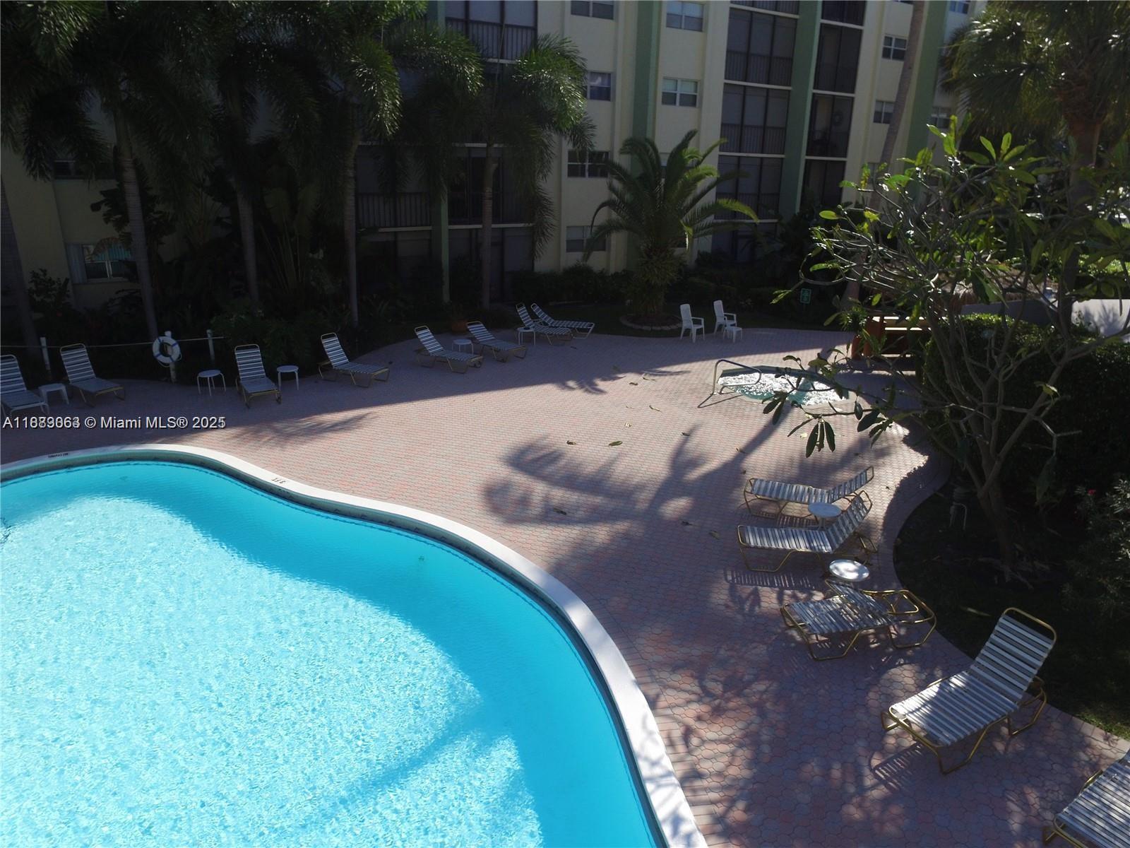 5300 NE 24th Ter 422C
