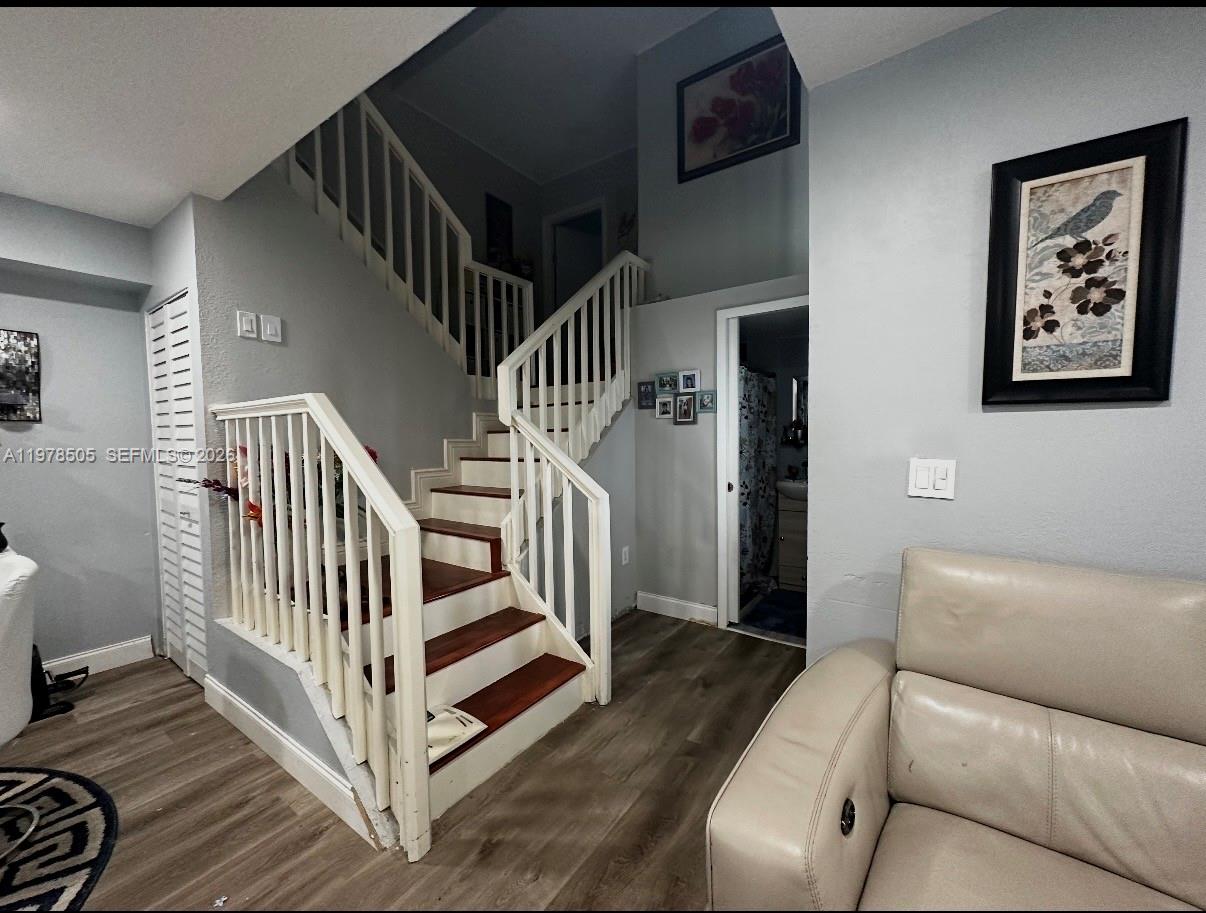 SAGA BAY TOWNHOMES - Residential