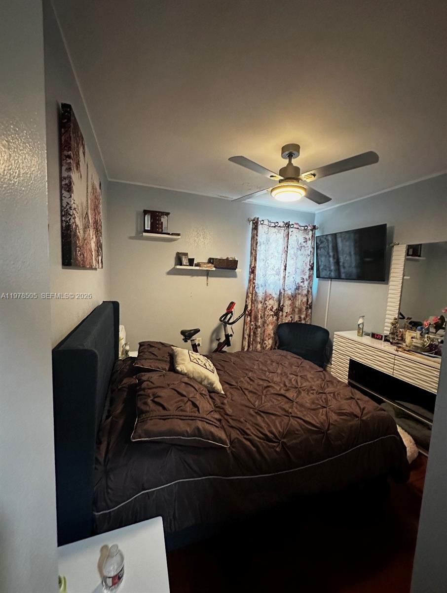 SAGA BAY TOWNHOMES - Residential