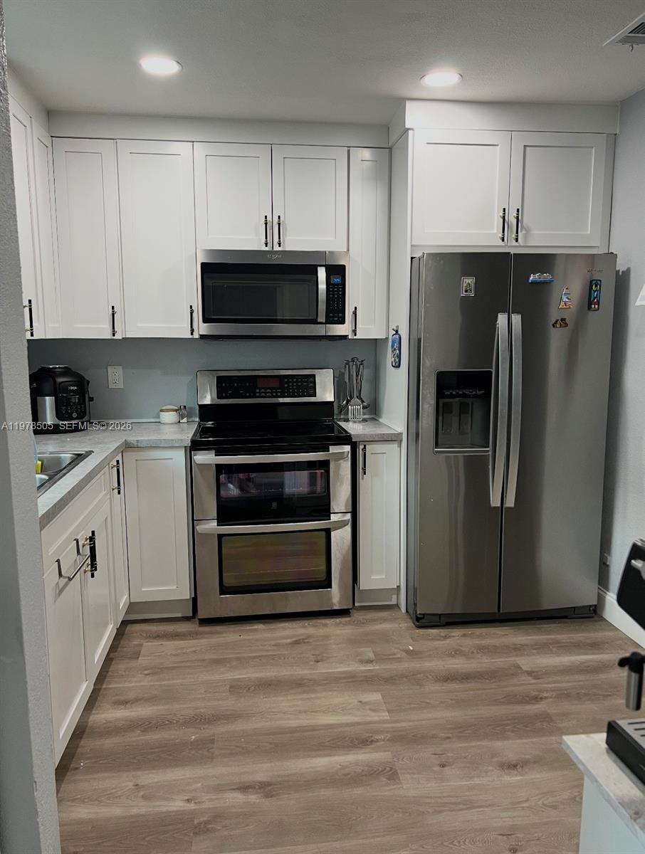 SAGA BAY TOWNHOMES - Residential