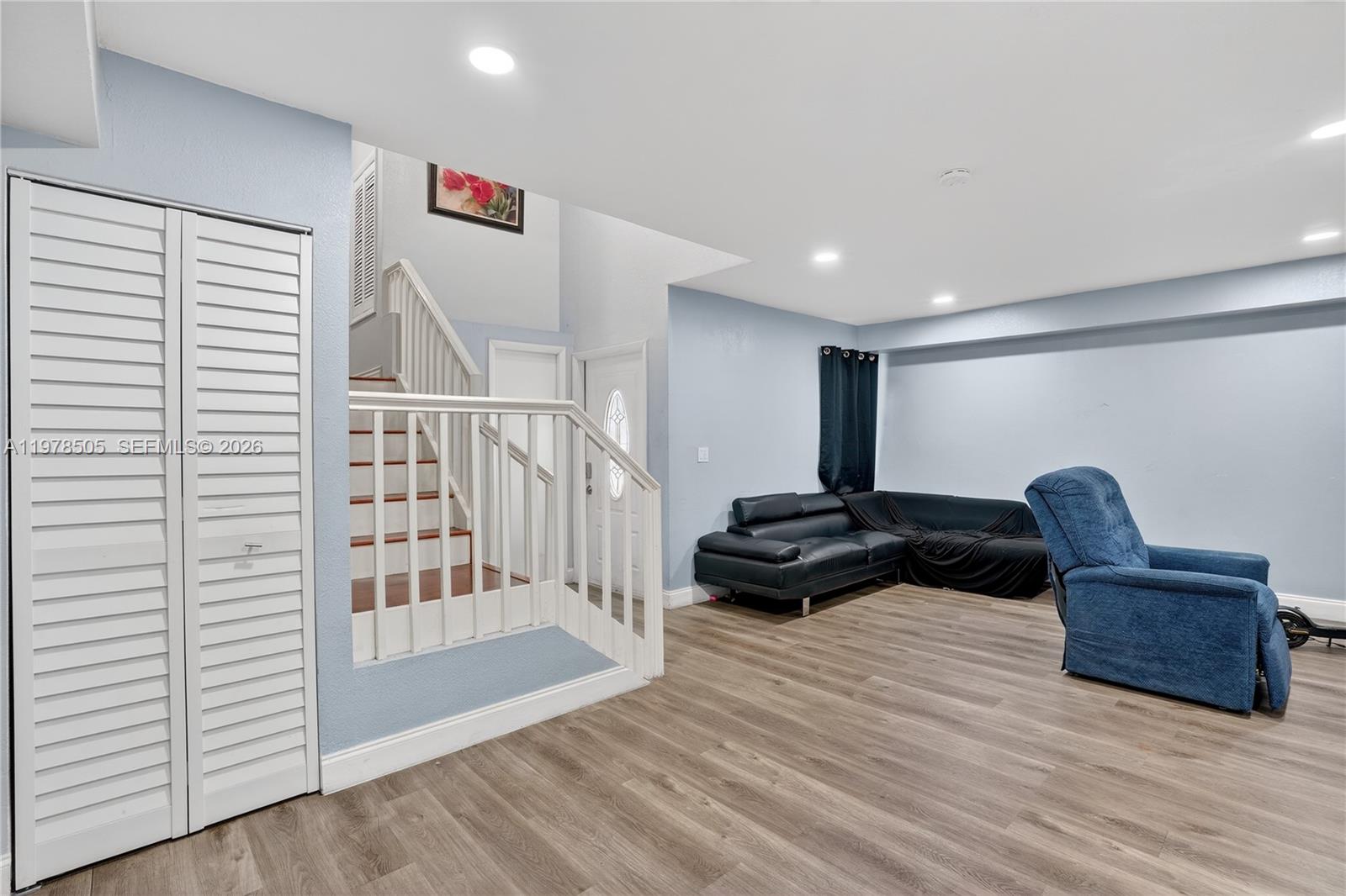 SAGA BAY TOWNHOMES - Residential