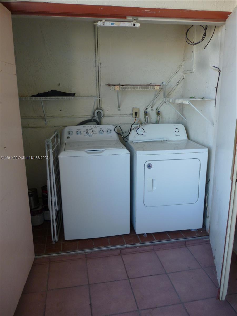 TERRANOVA CONDO 4 - Residential Lease