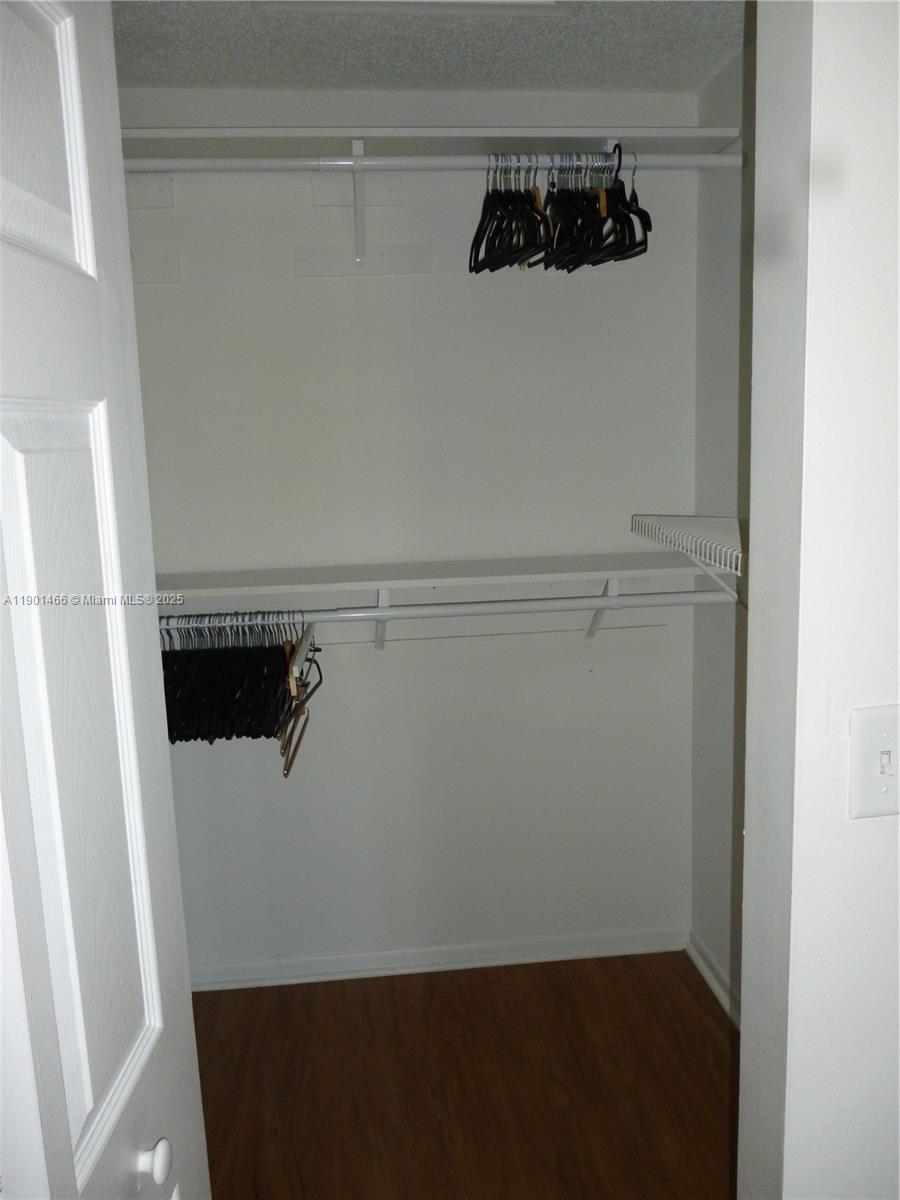 TERRANOVA CONDO 4 - Residential Lease