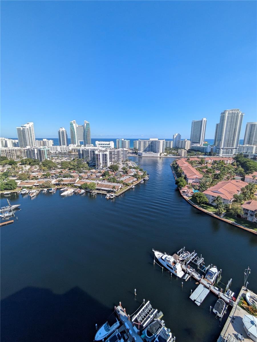 ANCHOR BAY CLUB CONDO - Residential Lease