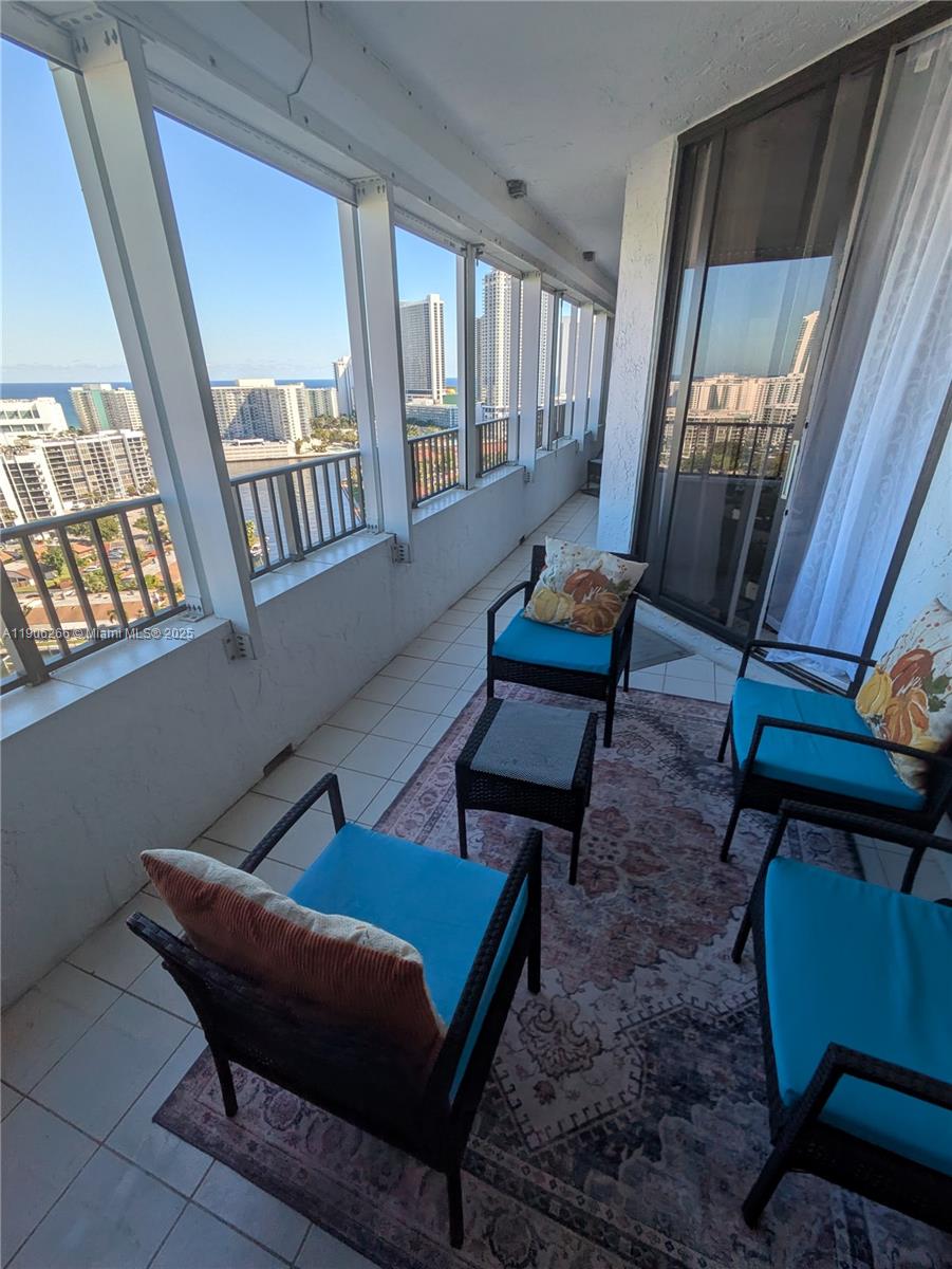 ANCHOR BAY CLUB CONDO - Residential Lease