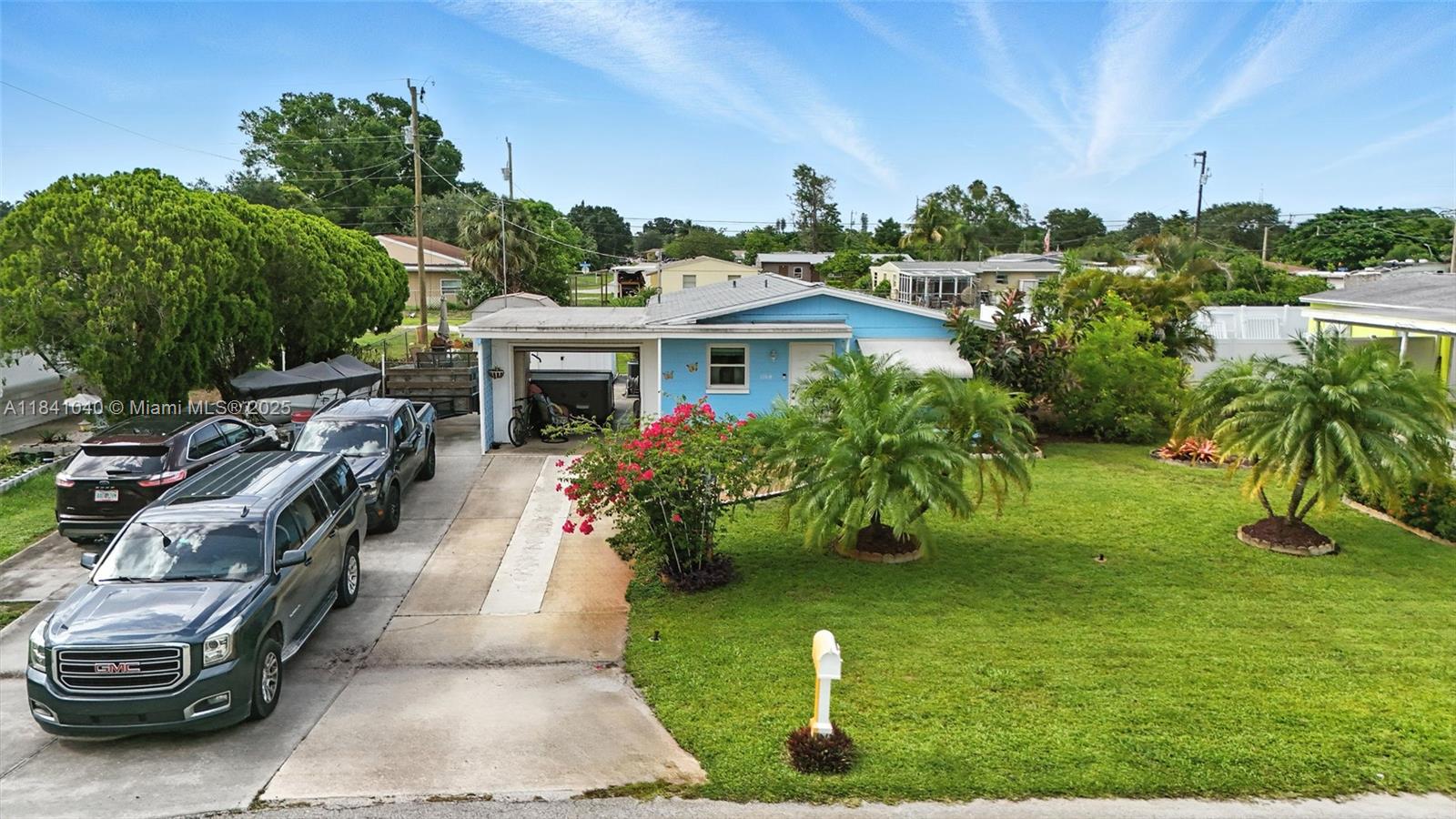 LEHIGH ACRES - Residential